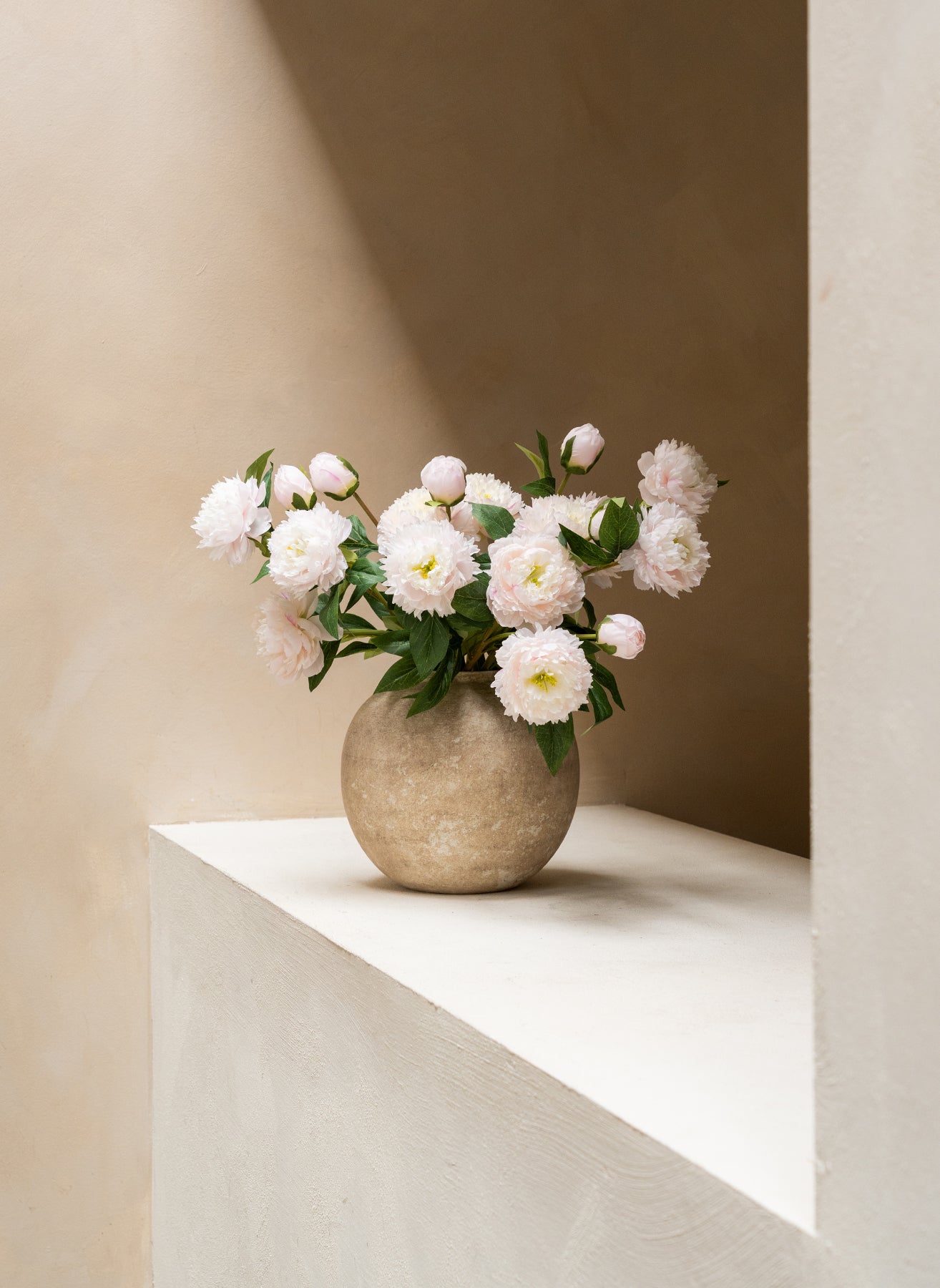 Pivoines - Rose Pâle (6 tiges / 18 têtes de fleurs)