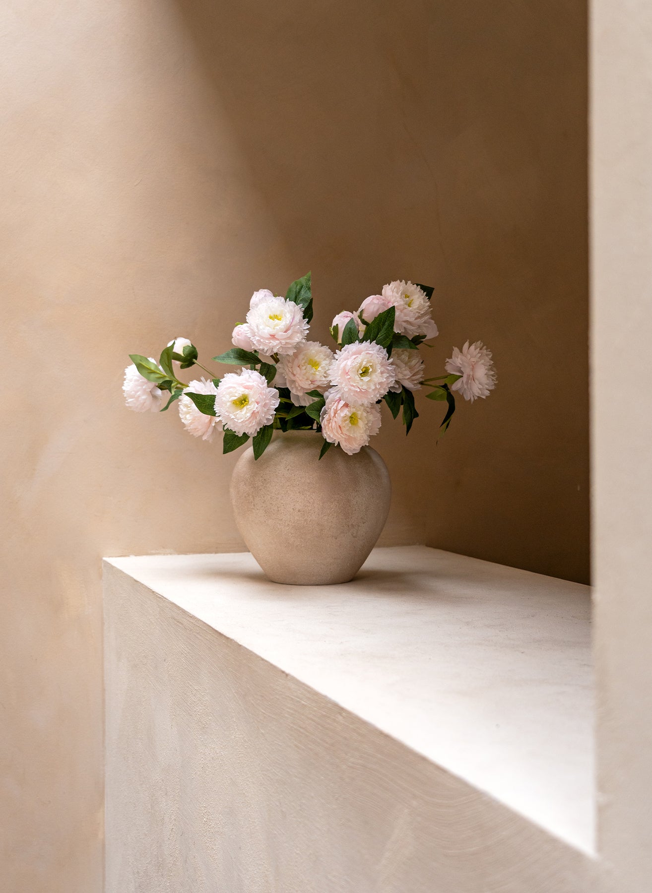 Pivoines - Rose Pâle (6 tiges / 18 têtes de fleurs)