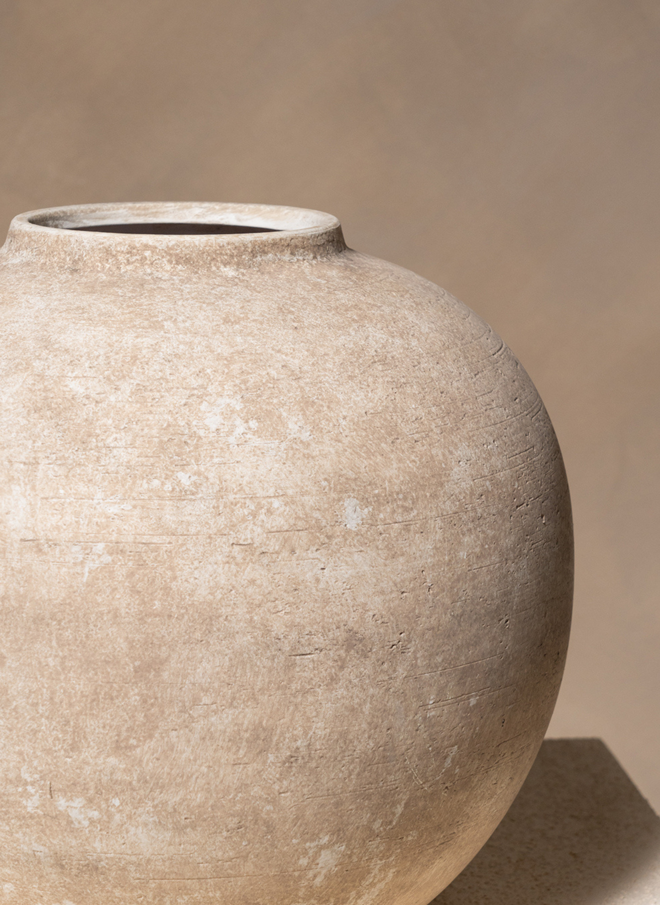 Terra vase - Beige (PRÉCOMMANDE – EXPÉDIÉ LE 10/04)
